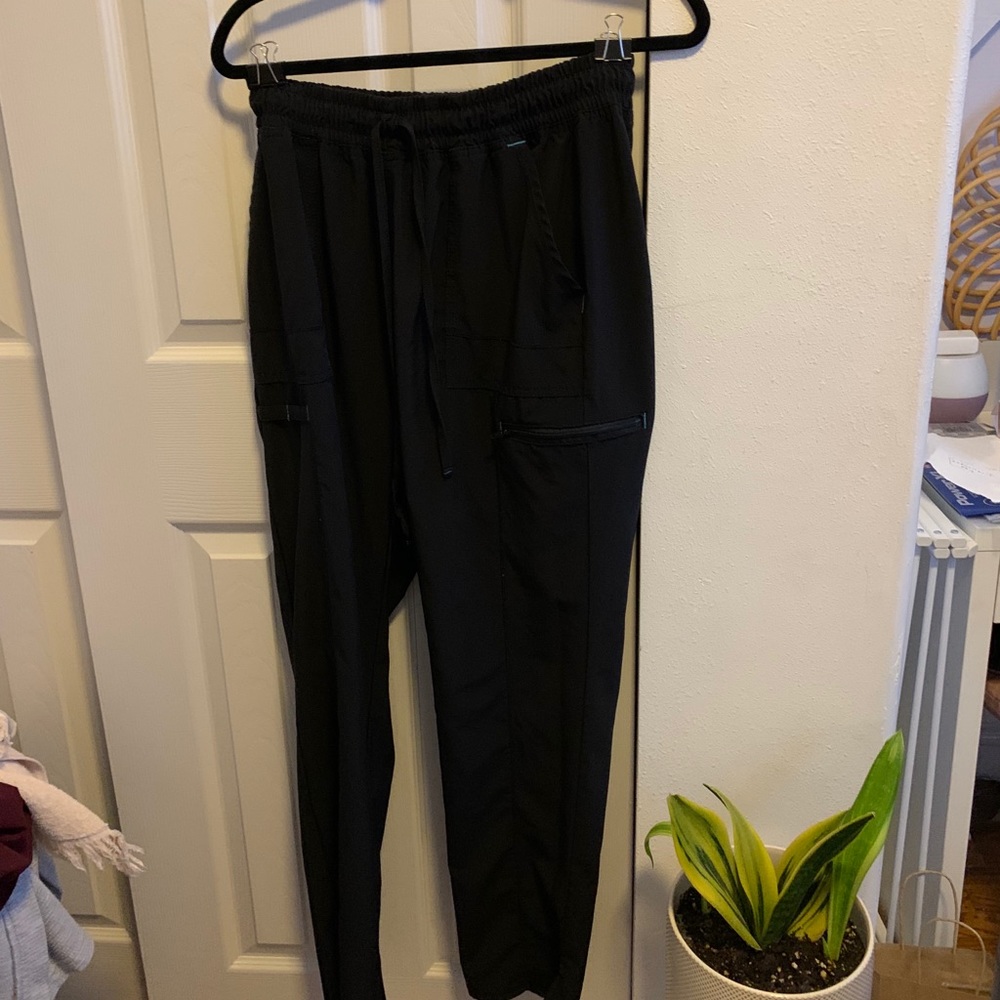 Walmart brand scrub pants